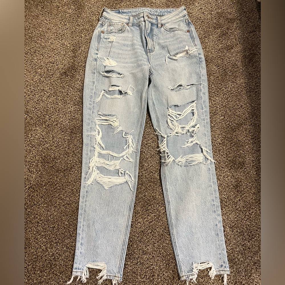 American eagle mom jeans